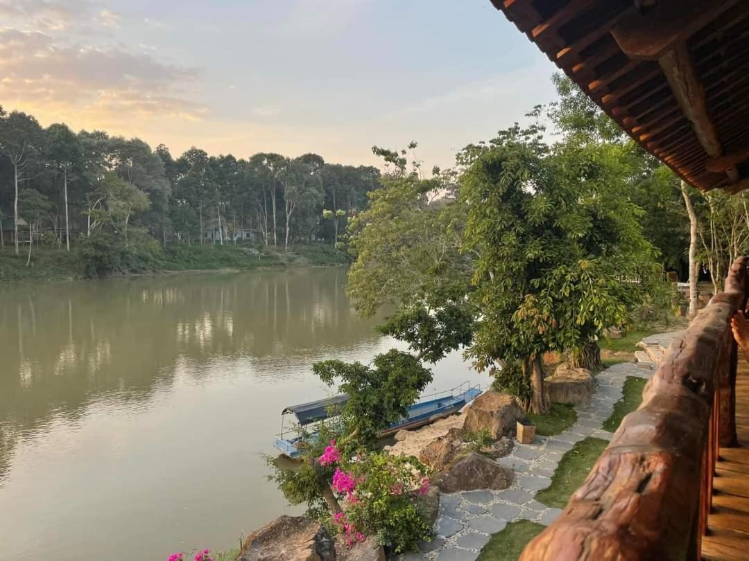 Ngoc Tien Farmer Eco Lodge Cat Tien Bagian luar foto