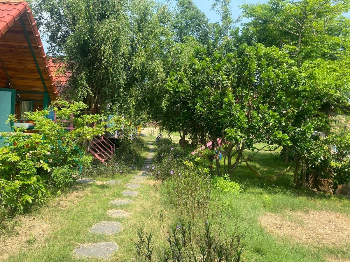 Ngoc Tien Farmer Eco Lodge Cat Tien Bagian luar foto