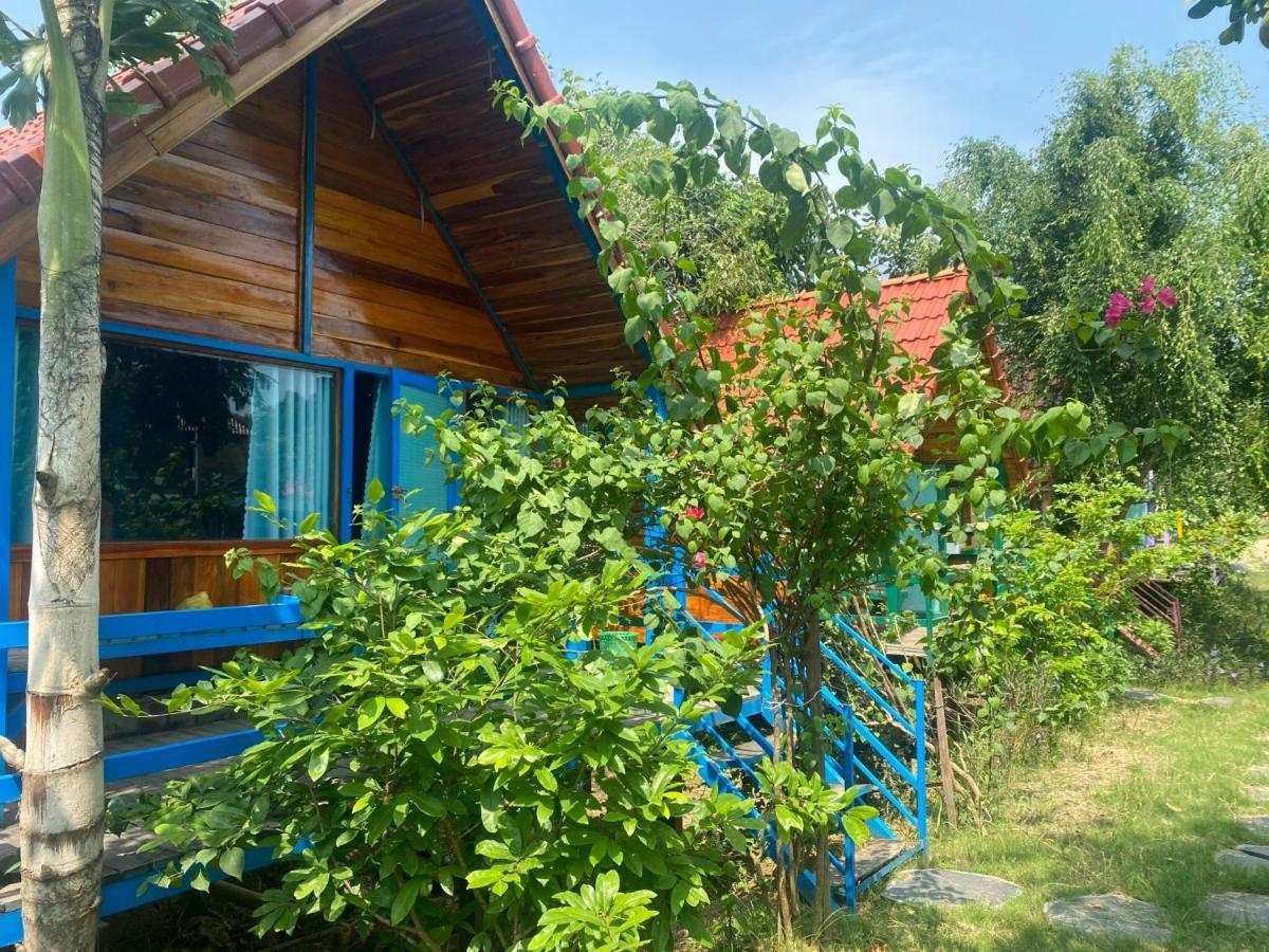 Ngoc Tien Farmer Eco Lodge Cat Tien Bagian luar foto